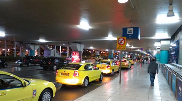 Atatürk Havalimanı’nda Yine Taksici Kazığı