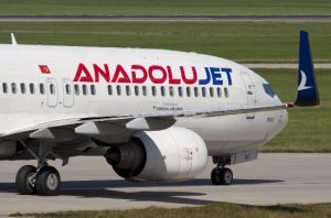 ANADOLUJET YOLCULARI SOSYAL MEDYADAN İSYAN ETTİ