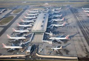 Londra Heatrow’da Panik!