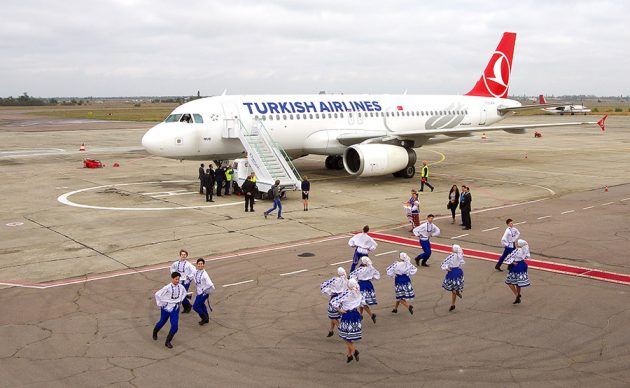 Yeni Terminal THY Uçağıyla Açıldı