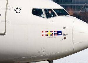 SAS Norveçli Pilotlarla Anlaştı
