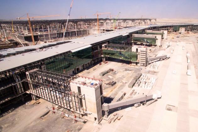 3. Havalimanının Yolcu Köprüleri de Yapıldı