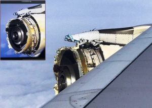 A380’nin Motoru Havada Patladı (Video)