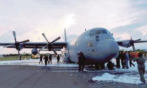 C130’dan Yürek Hoplatan İniş (Video)