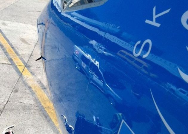 Boeing 737’ye Drone Çarptı