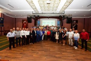 DHMİ Pazar Günü de Mesaiye Devam Etti