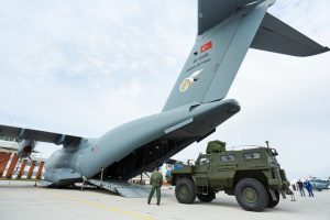 Airbus A400M’e İlk Kez Zırhlı Araç Yüklendi