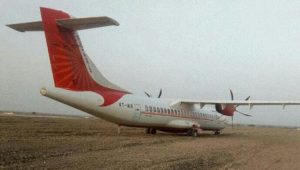 Air İndia Uçağı Pistten Çıktı