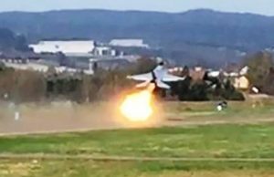 F-16 Kalkışta Büyük Tehlike Atlattı