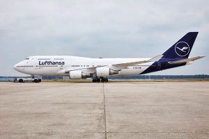 Lufthansa Koyu Maviyi Revize Etti