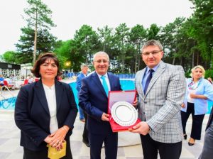 DHMİ’NİN SEVİLEN BAŞMÜDÜRÜNE VEDA TÖRENİ