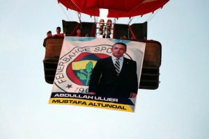 ALİ KOÇ’A BALONLU KUTLAMA