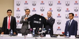 THY AZERİ FUTBOL TAKIMINA SPONSOR OLDU
