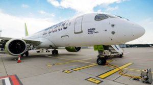 AİRBUS İLK A220-300’Ü AİR BALTİC’E TESLİM ETTİ