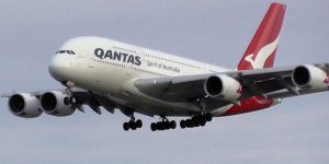 QANTAS’IN A380’İ GERİ DÖNDÜ