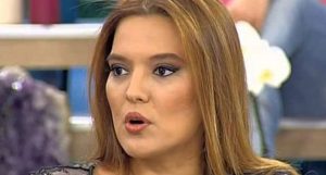 DEMET AKALIN’IN UÇAĞINDA KORKU DOLU ANLAR