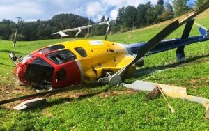 BAKIMA GİDEN HELİKOPTER KAZA GEÇİRDİ