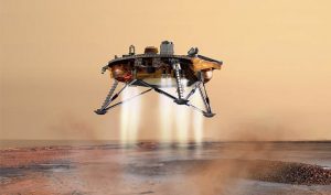 MARS’IN İLK MİSAFİRİ GEZEGENE İNİYOR (VİDEO)