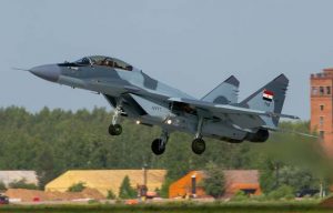 MISIR’DA MİG-29 SAVAŞ UÇAĞI DÜŞTÜ