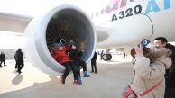 ÇİTÇİNİN YAPTIĞI A320’YE ZİYARETÇİ AKINI