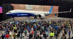 BOEİNG 777-9 FABRİKADAN SESSİZ SEDASIZ ÇIKTI