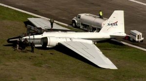NASA’NIN YÜKSEK İRTİFA UÇAĞI PİSTTEN ÇIKTI