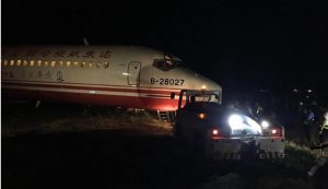 MD-83 TAYVAN’DA PİSTTEN ÇIKTI