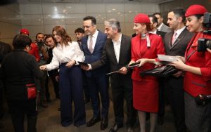 THY AHL’DEN O3.OO’DE SON KEZ UÇTU