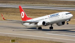 KUYRUK VURAN THY UÇAĞI GERİ DÖNDÜ