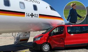 MERKEL’İN UÇAĞINA APRON ARACI ÇARPTI