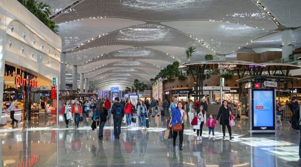 İSTANBUL HAVALİMANI HEATHROW’U GERİDE BIRAKTI