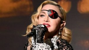 MADONNA SEFER İPTAL ETTİRDİ