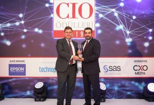 İGA CIO’SU ERSİN İNANKUL’A ÖDÜL