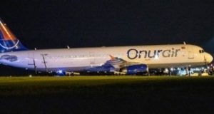 ONUR AIR UÇAĞI TEHLİKE ATLATTI