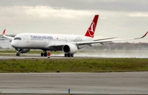 THY İLK AIRBUS A350’Yİ TESLİM ALDI