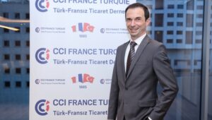 TAV YÖNETİCİSİNE BÜYÜK ONUR