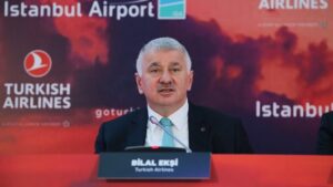 “UÇAKTA MASKE KALKARSA MEMNUN OLURUZ”