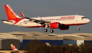 A320NEO TEK MOTORLA ACİL İNDİ
