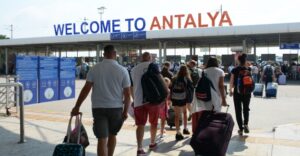 ANTALYA HAVALİMANI 5 MİLYONA YAKLAŞTI