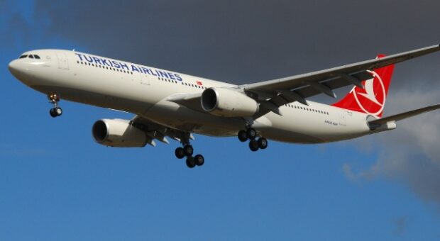 THY UÇAĞINDAN MECBURİ GERİ DÖNÜŞ