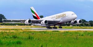 EMIRATES’TEN FLASH A380 KARARI