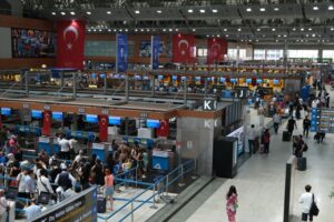 İÇ HATLARDA TAVAN FİYAT YÜKSELDİ