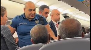 THY UÇAĞINDA KEMER RÖTARI (VİDEO)