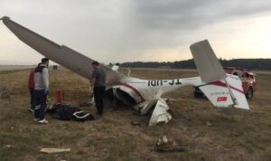 BURSA’DA EĞİTİM UÇAĞI DÜŞTÜ (VİDEO)