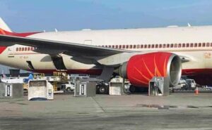 KONTEYNER UÇAĞA ÇARPTI