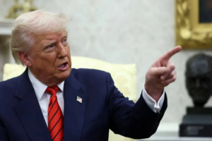TRUMP’TAN 43 ÜLKEYE SEYAHAT YASAĞI