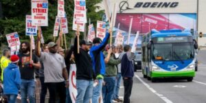 BOEING ÇALIŞANLARI GREVE GİDİYOR