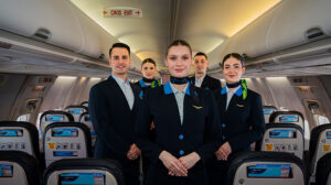 AJET YETİŞTİRMEK ÜZERE TECRÜBESİZ KABİN MEMURU ADAYLARI ARIYOR