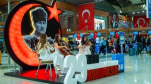 SABİHA GÖKÇEN’DE CUMHURİYET COŞKUSU