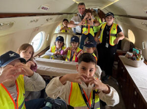 VATANJET’TEN ÇOCUKLARA ÖZEL CUMHURİYET COŞKUSU